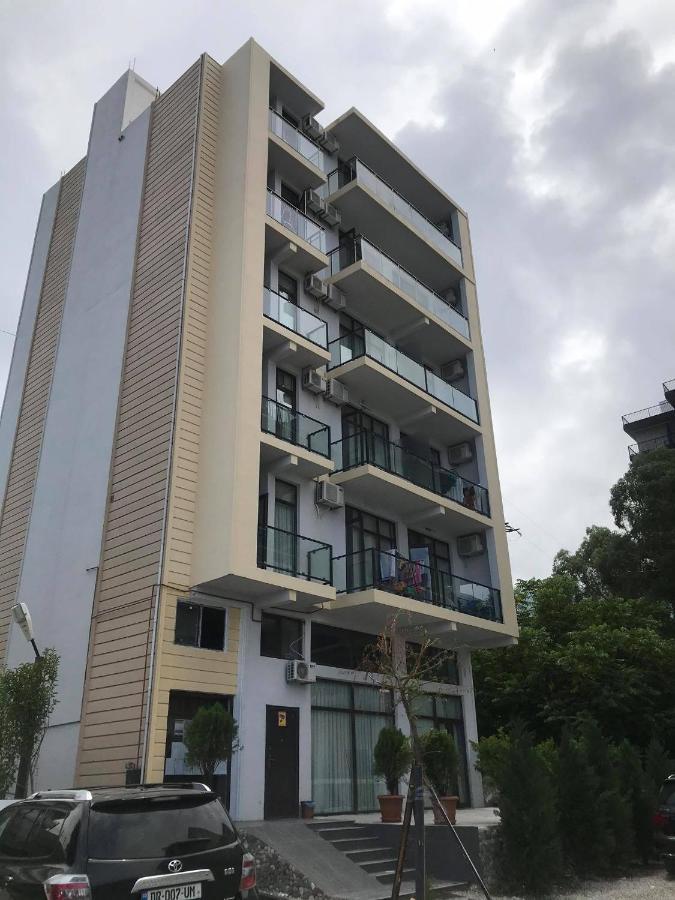 Guesthouse Data Gonio Bagian luar foto
