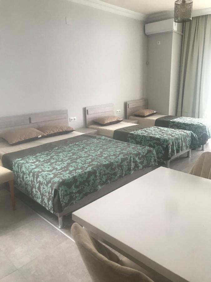 Guesthouse Data Gonio Bagian luar foto