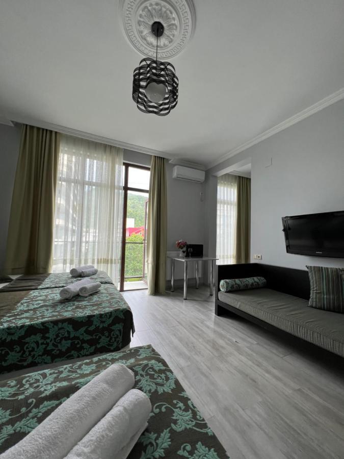 Guesthouse Data Gonio Bagian luar foto