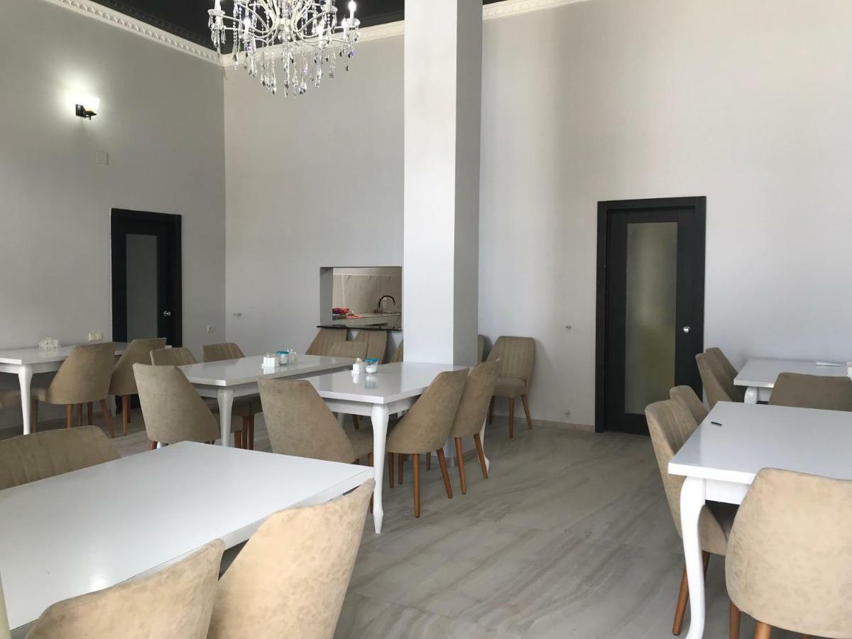 Guesthouse Data Gonio Bagian luar foto
